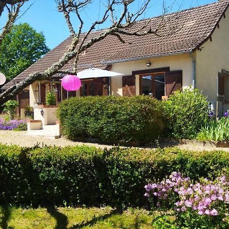 Le Cottage De Mae Seigy المظهر الخارجي الصورة
