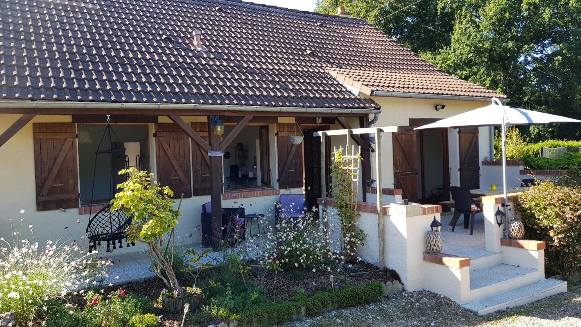 Le Cottage De Mae Seigy المظهر الخارجي الصورة